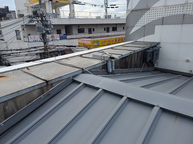 板金端部の錆状況