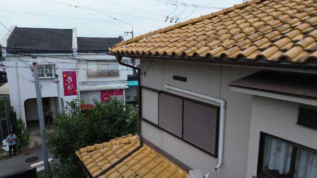 軒先付近の瓦屋根