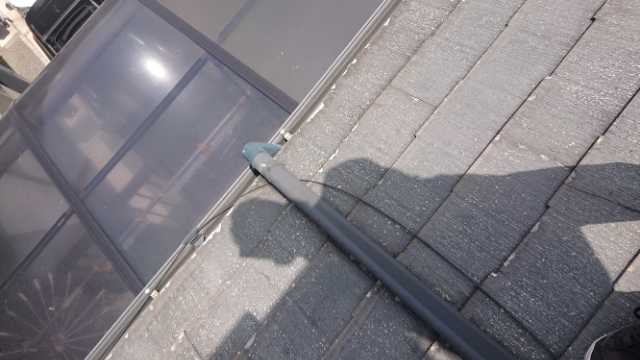 テラス横の劣化屋根