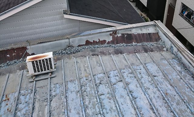 立ち上がり劣化と屋根