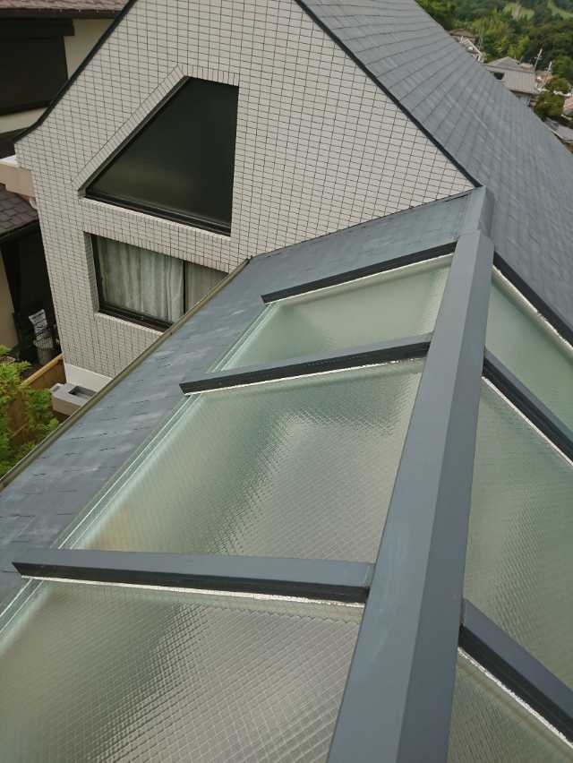 明り取り頂部の納まり
