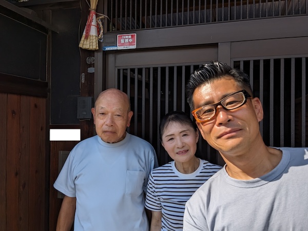 瓦屋根から葺き替えたお客様からのクチコミです！適正見積もり価格についてお褒めいただきました！