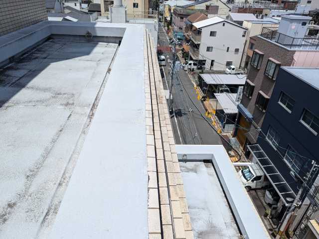 外周通路の防水面