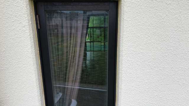 別の窓まわりの状況