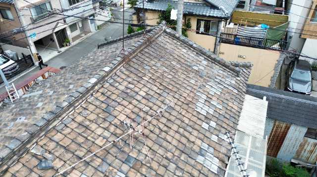 棟付近の瓦の劣化