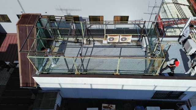設備置場のある屋上