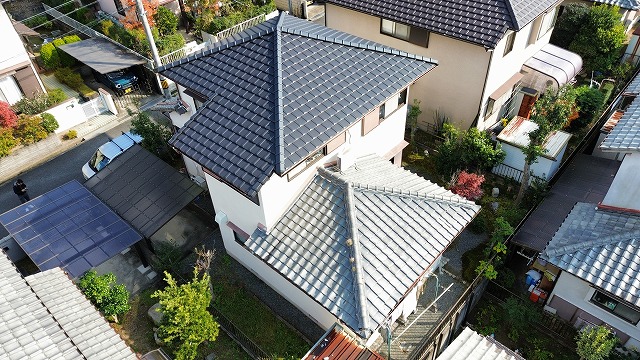 上空から見た瓦屋根