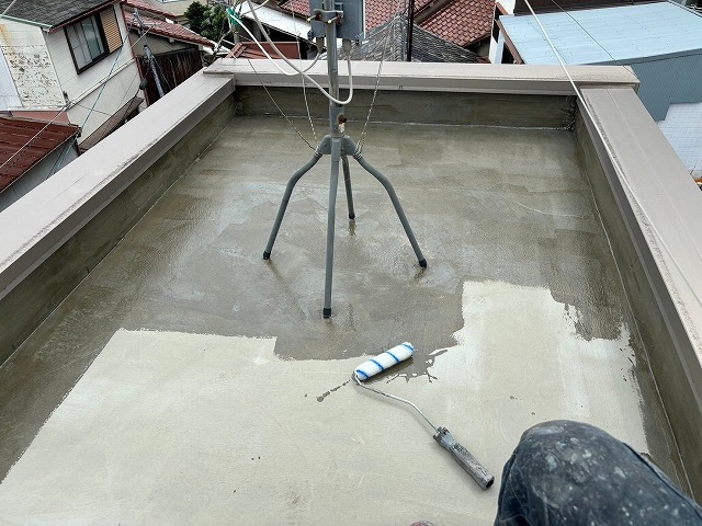 プライマー塗布作業