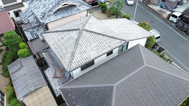 寄棟屋根の全体劣化
