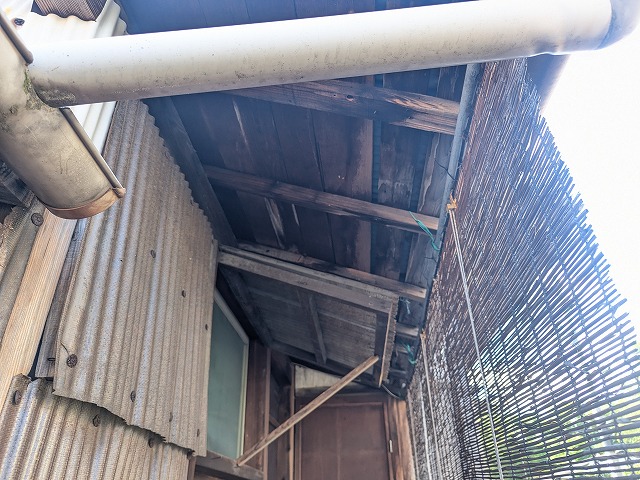 増築部の屋根裏状況